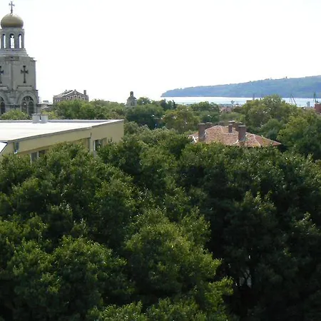 Yanov's Homestay * Varna